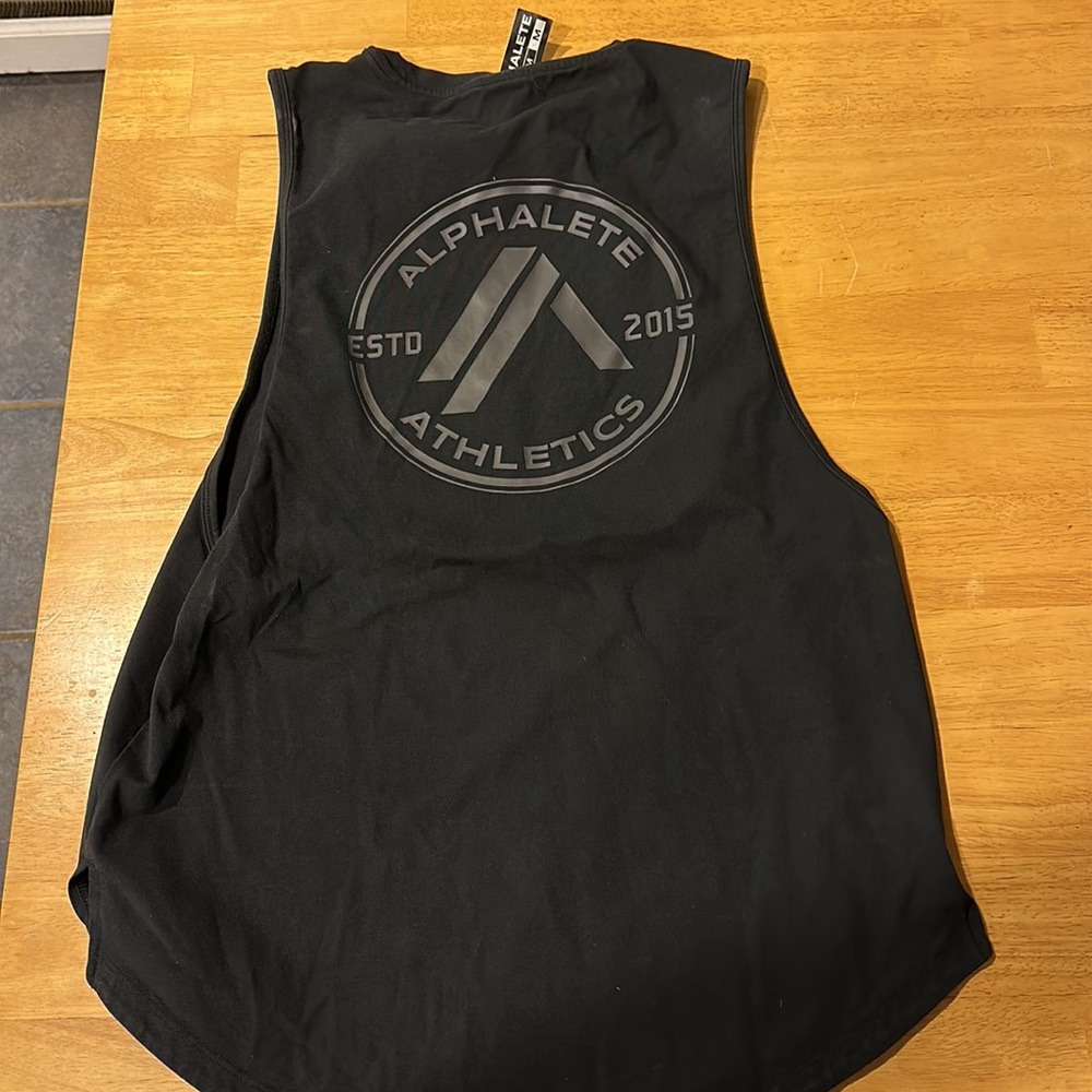 Men’s Alphalete tank top size M